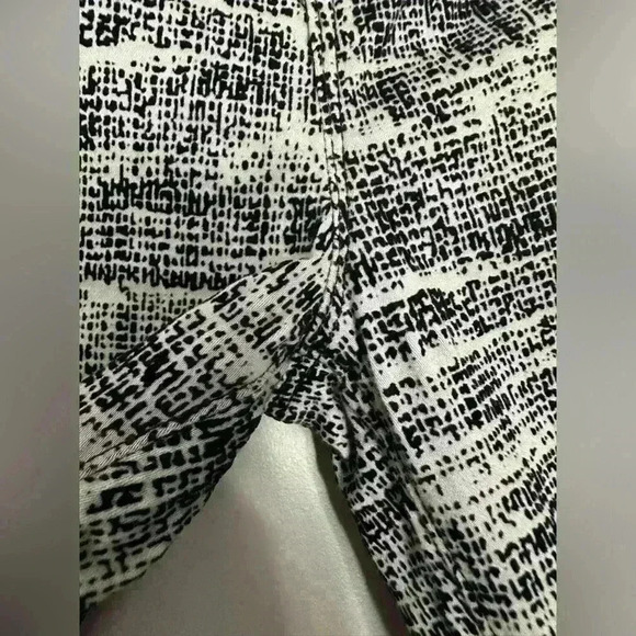 J Band Women's Super-Skinny Jeans (214) - Picture 9 of 14